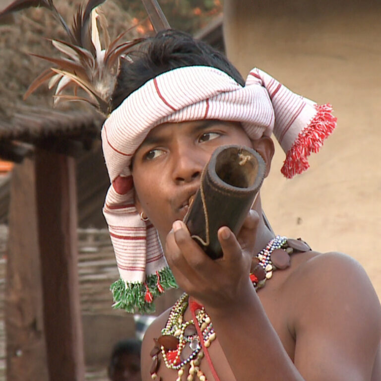 ओडिशा के दुरवा/धुरवा आदिवासियों को जनजाति की सूचि में शामिल करने की माँग