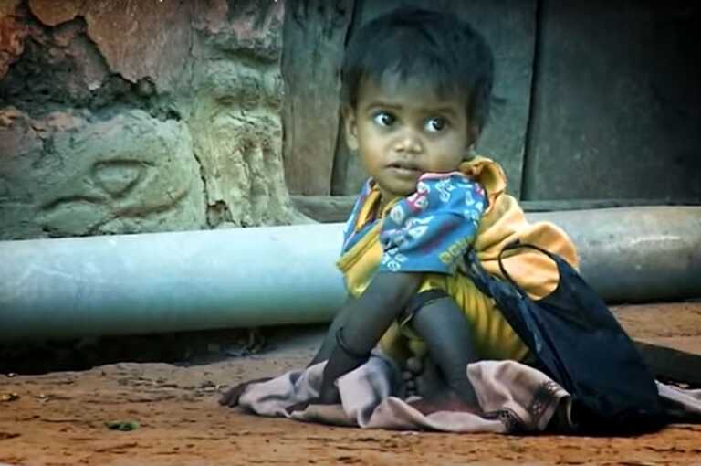 महाराष्ट्र: ठाणे में महामारी के दौरान 741 शिशु मौतें; कोविड पर था फ़ोकस, तो आदिवासी से दूर हुई स्वास्थ्य सेवाएं