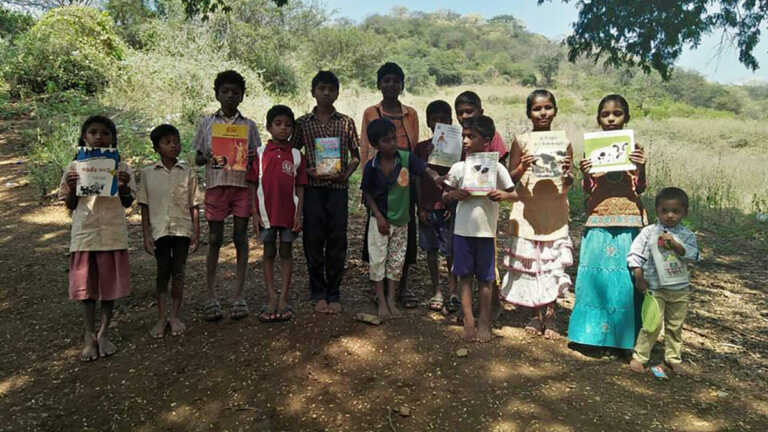 तमिलनाडु में आदिवासी भाषाओं को बचाने की पहल, किस्से-कहानियों के ज़रिये सीख रहे हैं बच्चे
