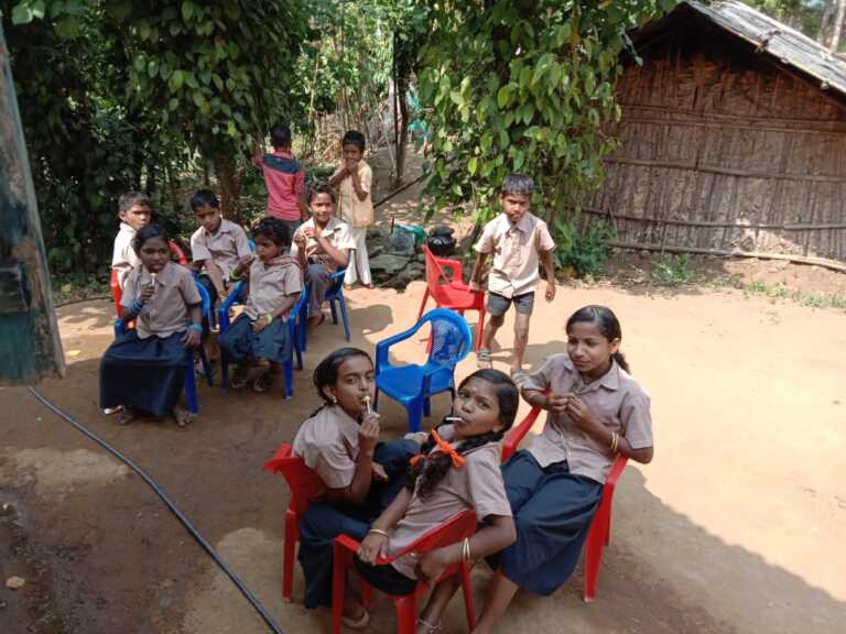 केरल: आदिवासी छात्रों का ड्रॉपआउट कम करने की मुहिम