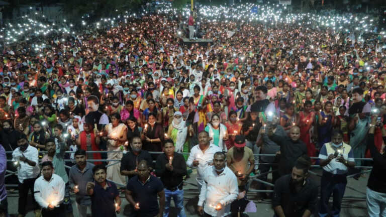 हज़ारों ने रैली कर मोहन डेलकर के लिए मांगा इंसाफ़, बेटे अभिनव ने कहा ‘अब नहीं रहेंगे चुप’