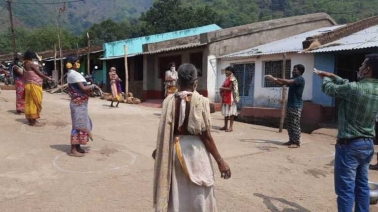डोंगरिया कोंध आदिवासियों के बीच 14 नए मामले, कोविड टेस्टिंग को लेकर संकोच और बीमारी के बारे में बढ़ रही है गलतफ़हमी