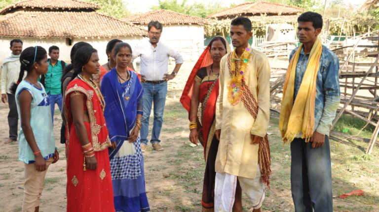 शादी की क़ानून उम्र बढ़ाए जाने से पहले आदिवासी परंपराओं को समझना होगा – संसदीय समिति