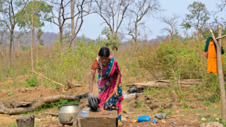 तेलंगाना में 20,000 गोट्टीकोया आदिवासियों पर मंडरा रहा है मौत का ख़तरा