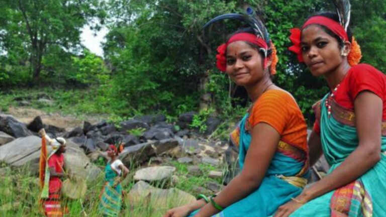 कॉलेज दाख़िले में आदिवासी लड़कियों ने मारी बाज़ी, राजस्थान में लड़कों को पछाड़ा