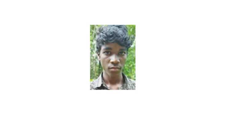 केरल: पनिया आदिवासी लड़के की बड़ी उपलब्धि, अपनी बस्ती में 10वीं पास करने वाले बने पहले