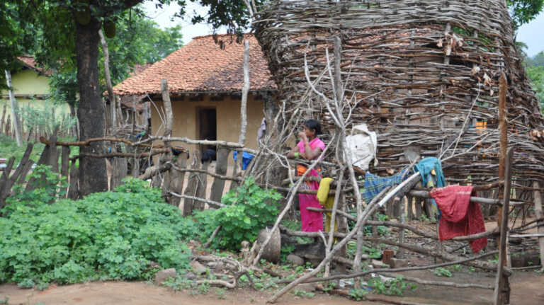 18 आदिवासी बँधुआ मज़दूरों को मुक्त कराए जाने का दावा