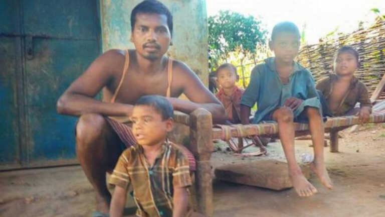 छत्तीसगढ़: पंडो आदिवासियों की कुपोषण से हो रही मौतें स्वास्थ्य प्रणाली की विफलता को उजागर करती हैं