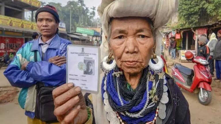 त्रिपुरा के शिविरों में रहने वाले आदिवासी प्रवासियों के मिजोरम उपचुनाव में मतदान को लेकर अनिश्चितता