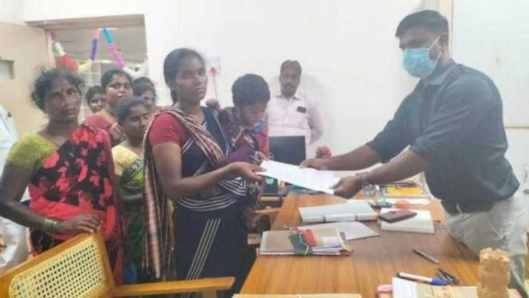 तमिल नाडु: पांच आदिवासियों ने लगाया पुलिस पर हिरासत में पिटाई का आरोप, परिवार का दावा गिरफ़्तारी अवैध