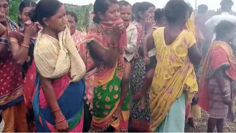 ओडिशा: आदिवासियों के घर जला दिए और फसल बर्बाद कर दी गई