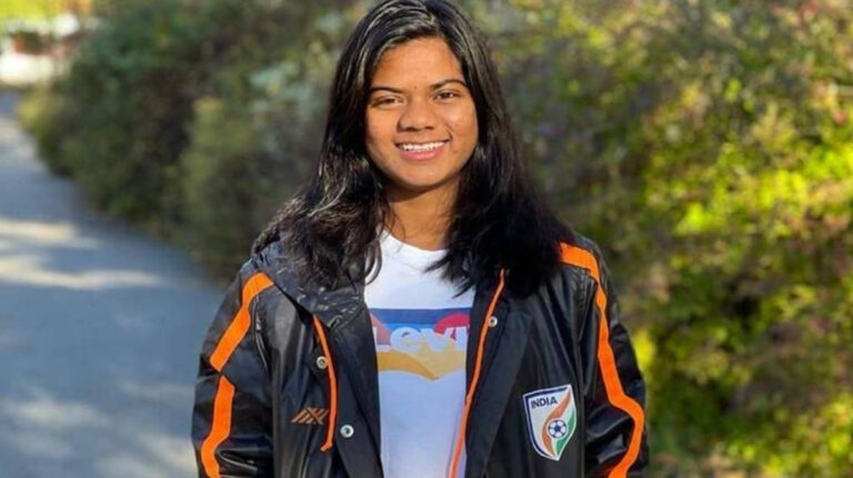खेत मज़दूर की बेटी अस्टम उराँव की कप्तानी में भारतीय टीम आज फुटबॉल विश्वकप अभियान शुरू करेगी