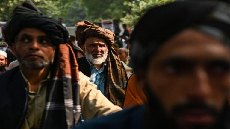 जम्मू-कश्मीर: आदिवासी परिवारों के पलायन के लिए सरकार कर रही परिवहन व्यवस्था की तैयारी