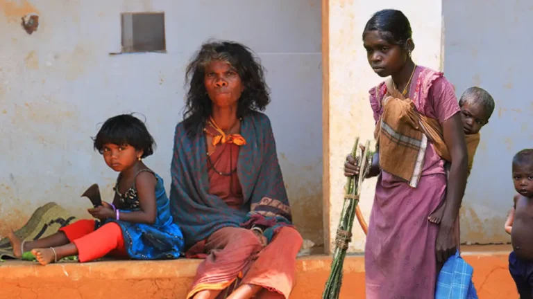 सुविधाओं की कमी के कारण केरल की मालापंडारम जनजाति विलुप्त होने की कगार पर