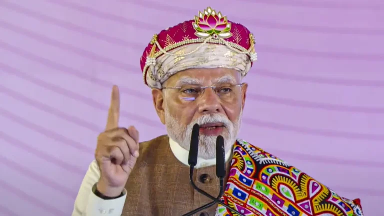 आदिवासी संस्कृति का सम्मान या समस्याओं पर पर्दा?