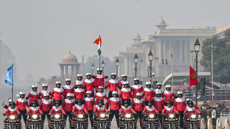 गणतंत्र दिवस परेड में देशभर से 400 आदिवासी मेहमान होंगे शामिल